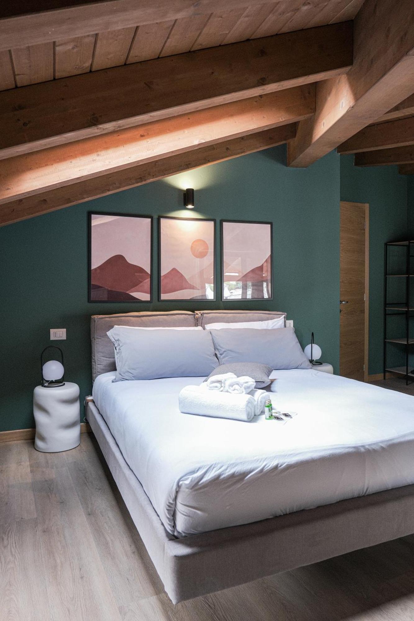 Charmescape Oldtown - 6 Min Walk To Berninaexpress Apartment Tirano Bagian luar foto